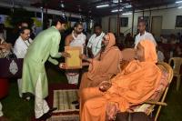 H.H. Swamiji felicitating Artistes